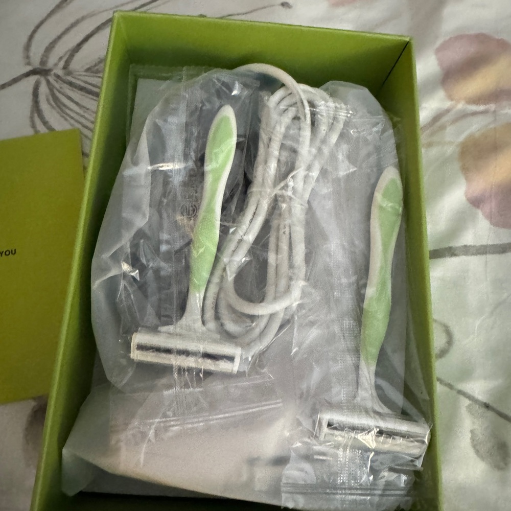 IPL Hair Removal Device - Picture 3 of 12